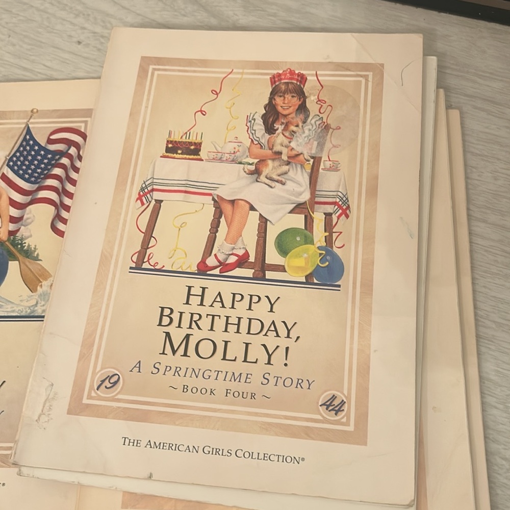 COPY - American Girl Molly Book Collection - Picture 9 of 11